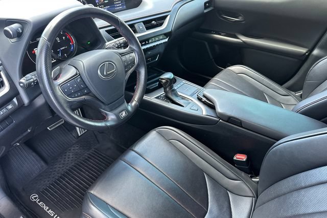 Used 2020 Lexus UX 200 F Sport w/ F Sport Premium Package FWD image 11