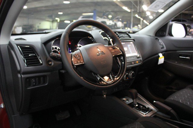 New 2026 Mitsubishi Outlander Sport LE image 5