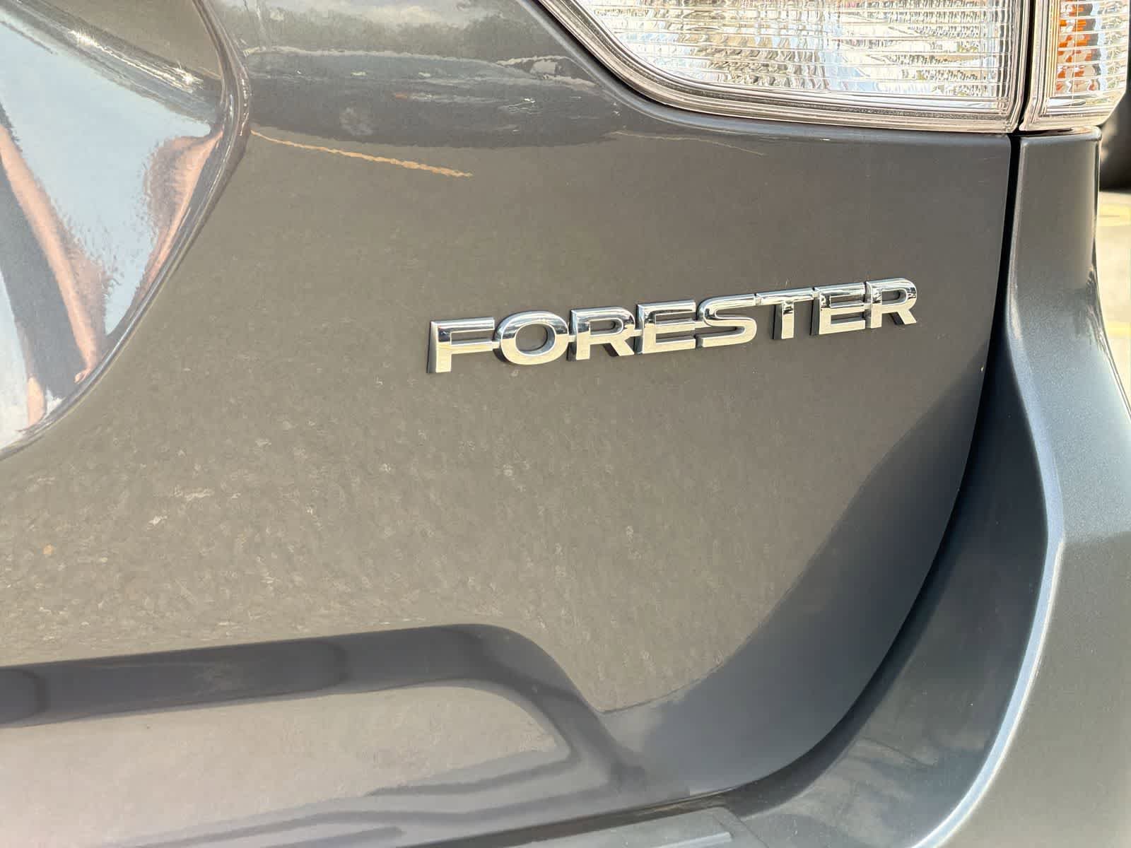 Used 2021 Subaru Forester Premium AWD/4WD image 13