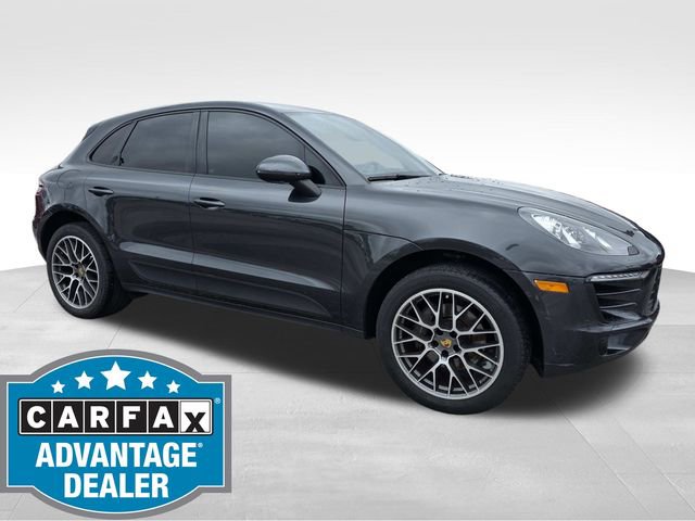 Used 2018 Porsche Macan AWD/4WD image 1