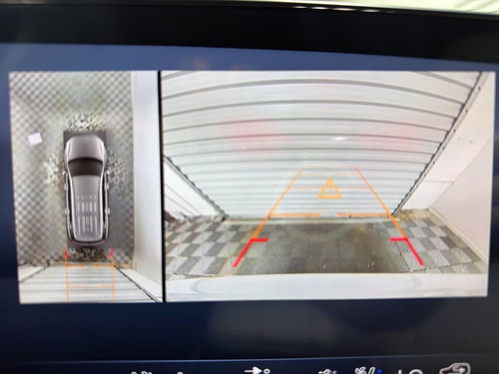 New 2026 Buick Enclave Avenir w/ Super Cruise Package image 11