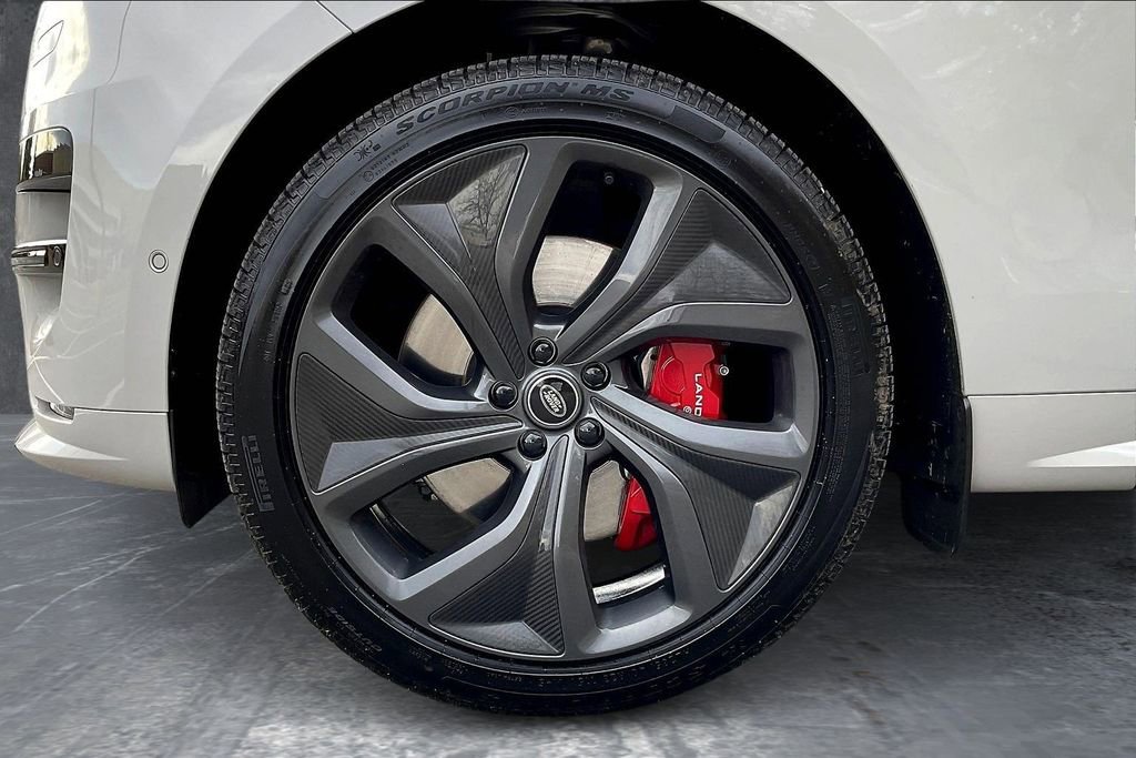 Used 2025 Land Rover Range Rover Sport Dynamic SE image 33