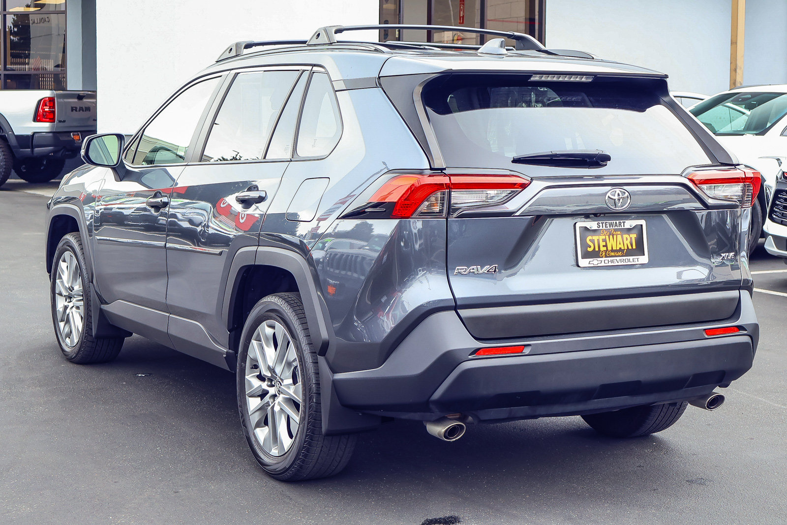 Used 2023 Toyota RAV4 XLE Premium FWD image 21