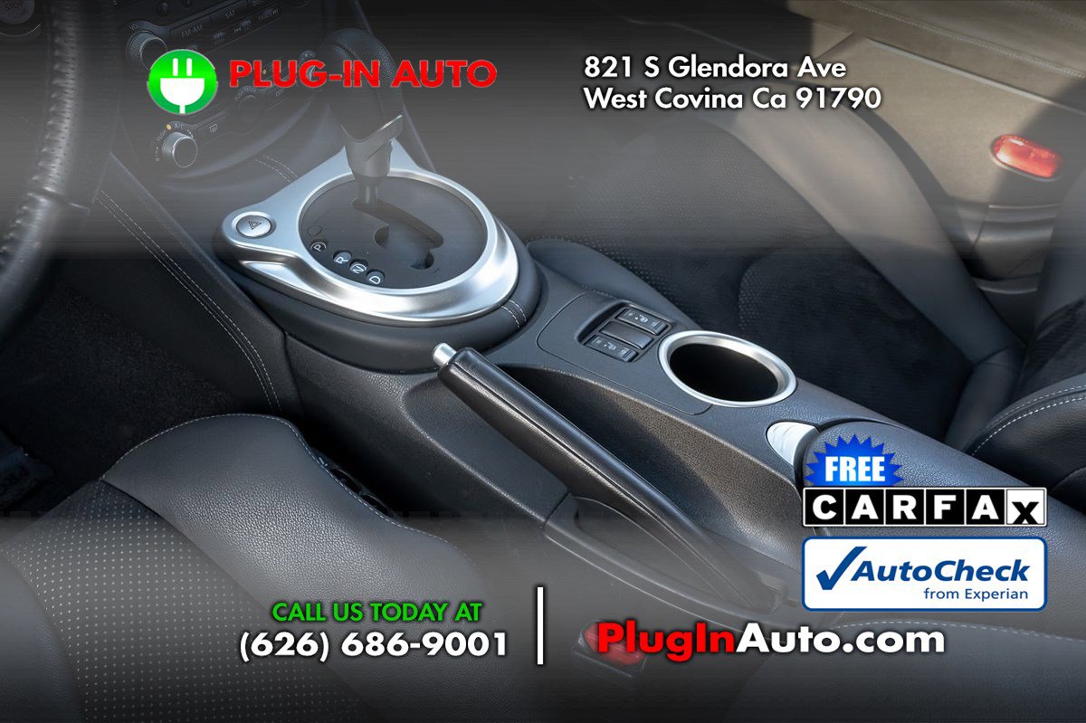 Used 2010 Nissan 370Z Touring image 13