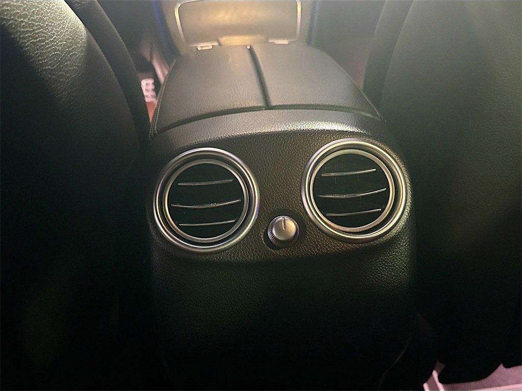 Used 2022 Mercedes-Benz GLC 300 4MATIC Coupe image 28