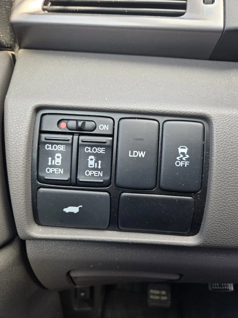 Used 2014 Honda Odyssey EX-L image 18