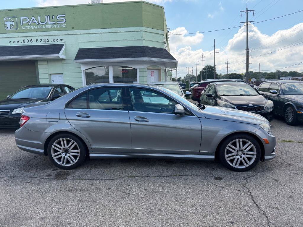 Used 2008 Mercedes-Benz C 300 4MATIC Sedan image 7