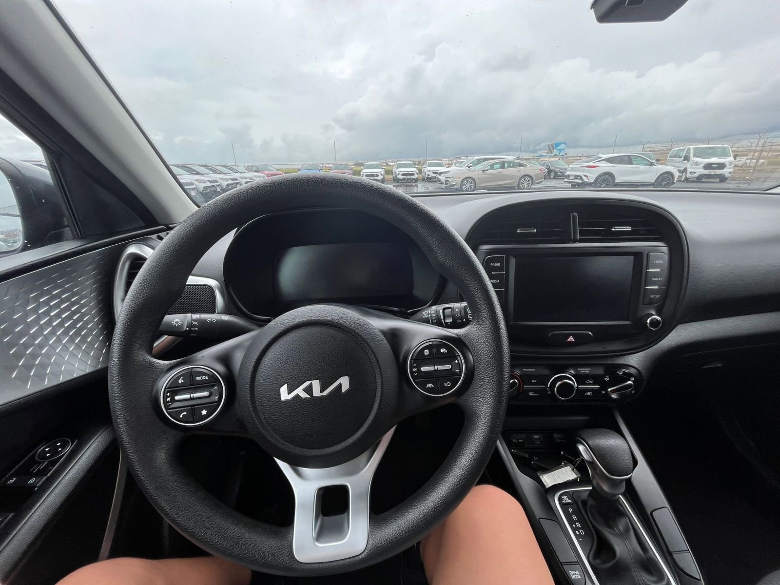 Used 2025 Kia Soul LX w/ LX Technology Package image 33