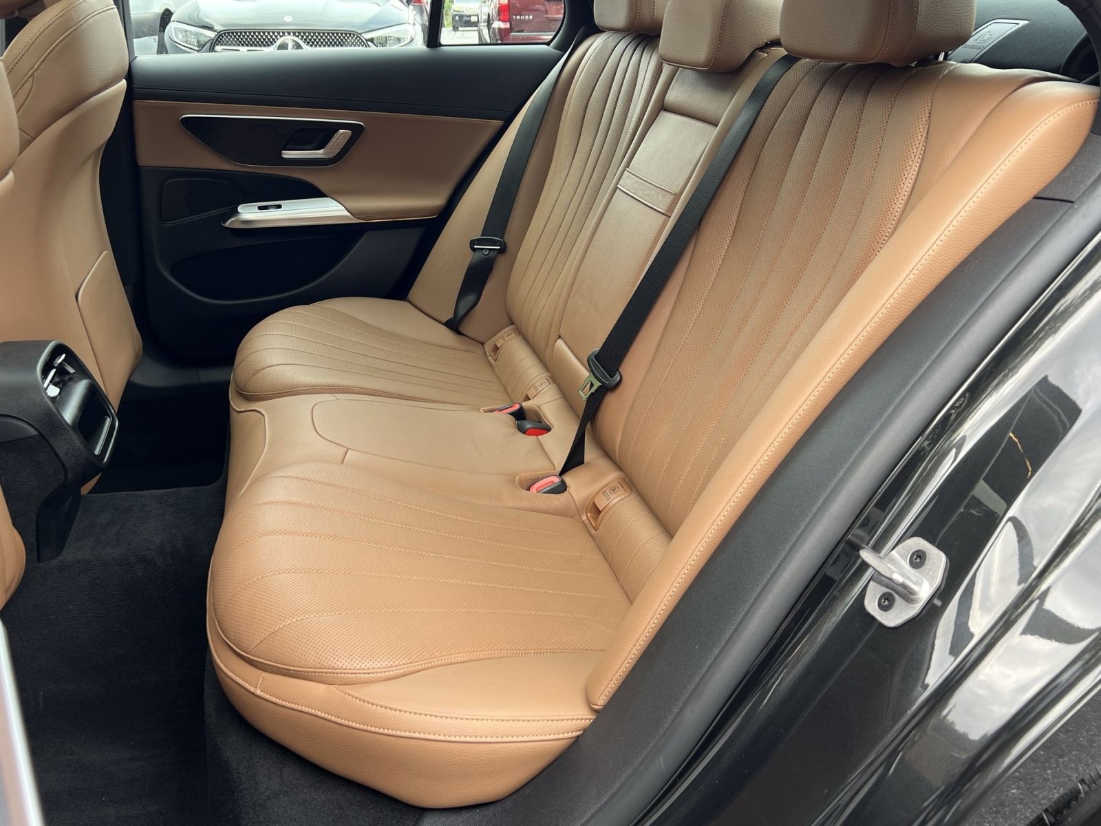 Certified 2025 Mercedes-Benz E 350 4MATIC Sedan image 30