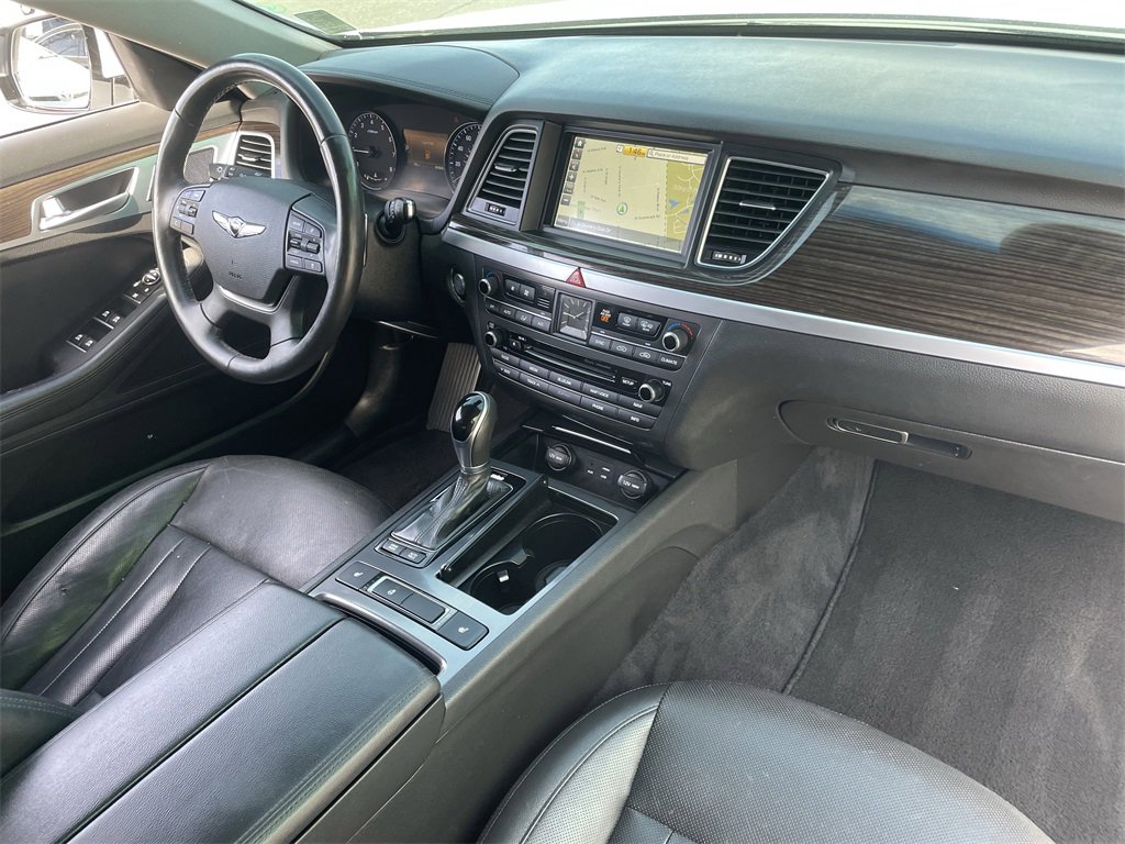 Used 2017 Genesis G80 3.8 image 12