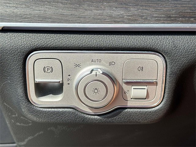 Used 2022 Mercedes-Benz GLS 450 4MATIC image 29