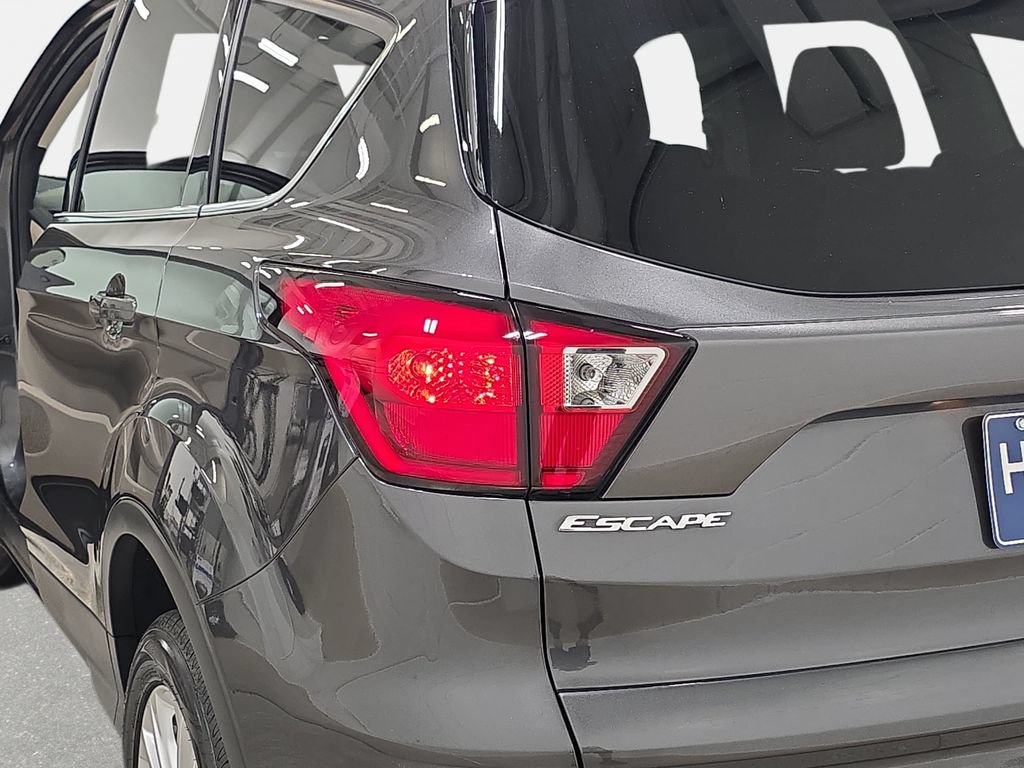 Used 2019 Ford Escape SE FWD image 33