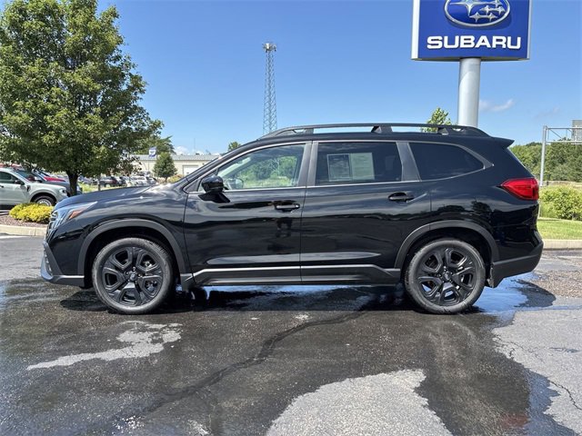 Certified 2025 Subaru Ascent Bronze Edition w/ Onyx Package image 7