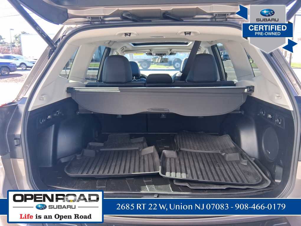 Used 2023 Subaru Forester Limited image 9