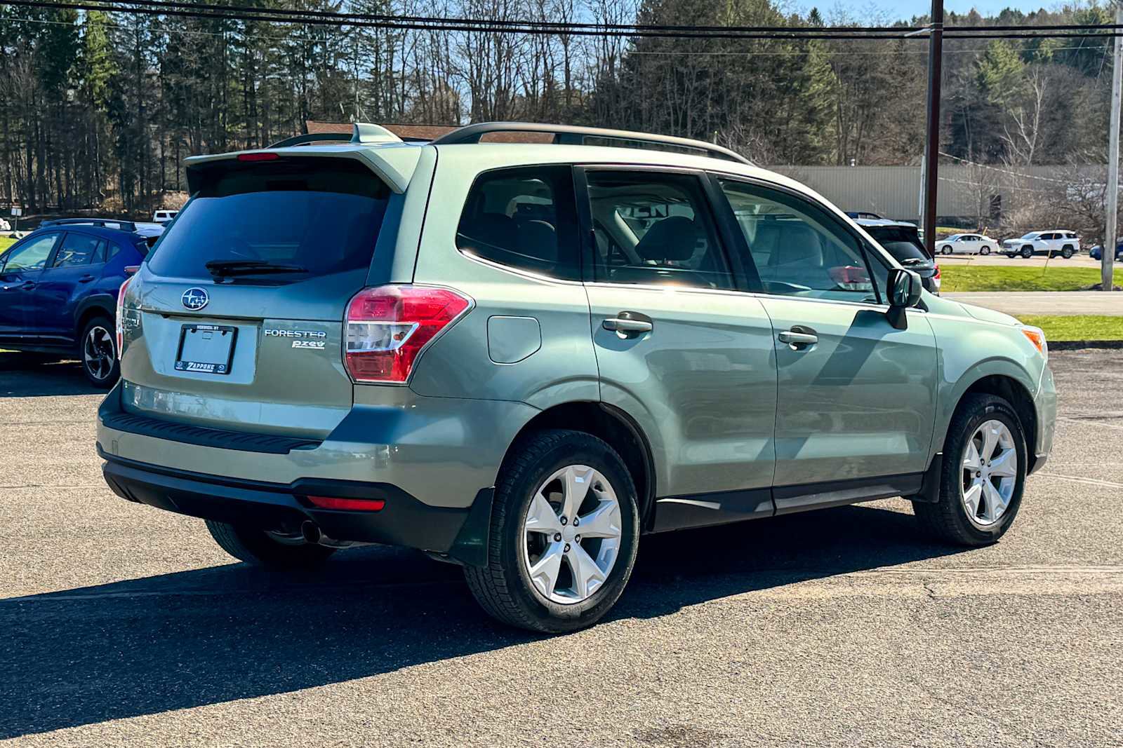 Used 2016 Subaru Forester 2.5i Limited image 3