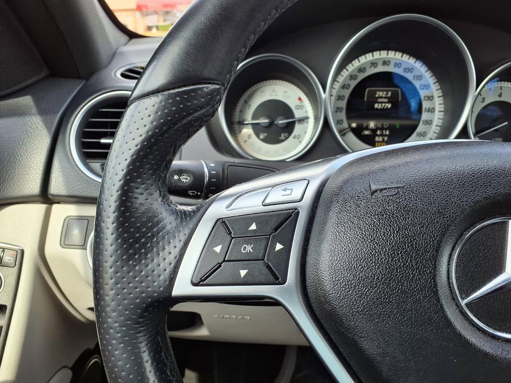 Used 2013 Mercedes-Benz C 350 Sport image 34