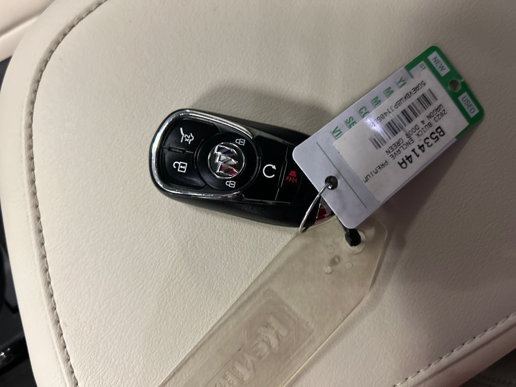 Used 2023 Buick Enclave Premium w/ Experience Buick Package AWD/4WD image 22