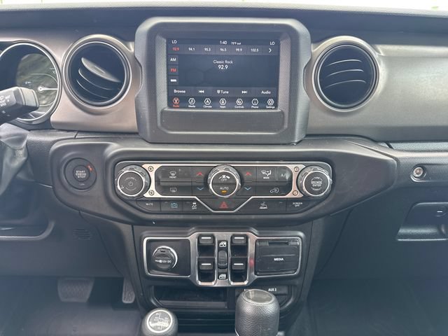 Used 2023 Jeep Wrangler Unlimited AWD/4WD image 19