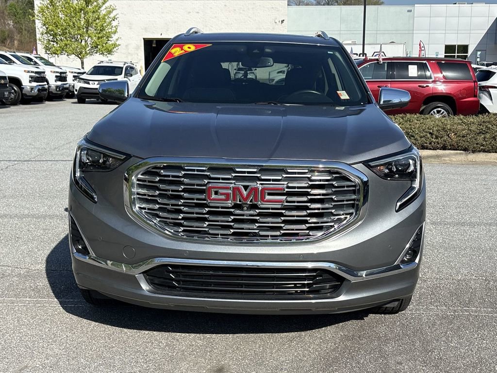 Used 2020 GMC Terrain Denali w/ Denali Premium Package AWD/4WD image 4