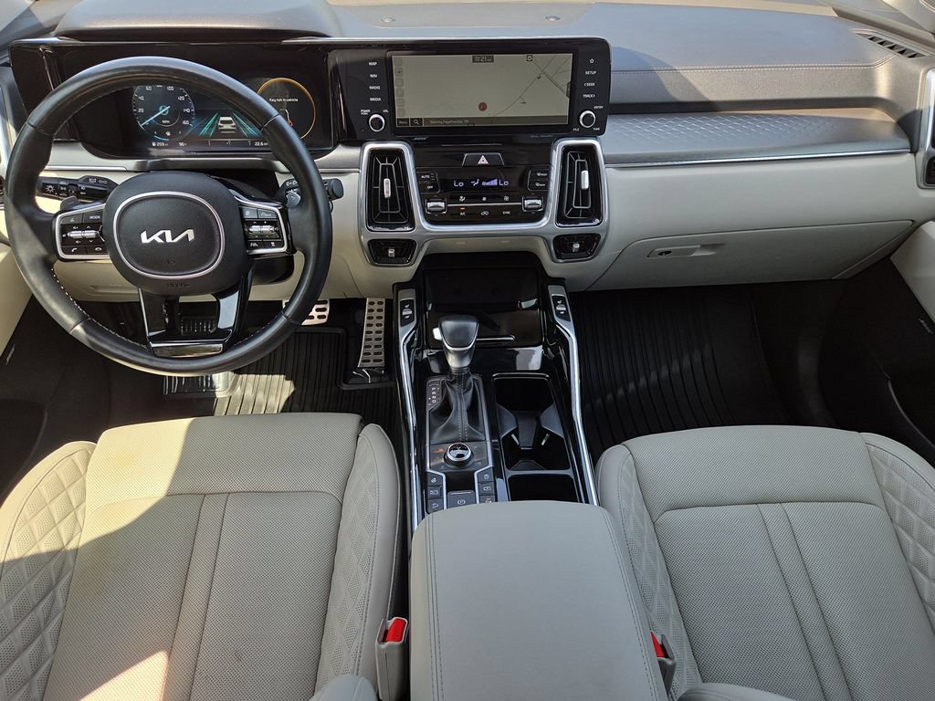 Used 2023 Kia Sorento SX AWD/4WD image 10