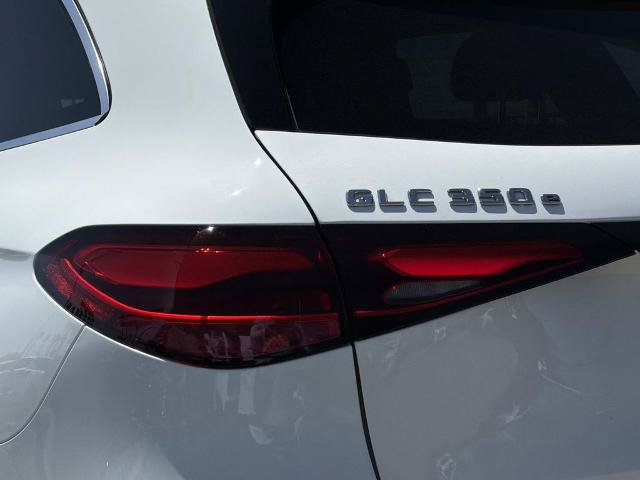 Used 2025 Mercedes-Benz GLC 350e 4MATIC image 8