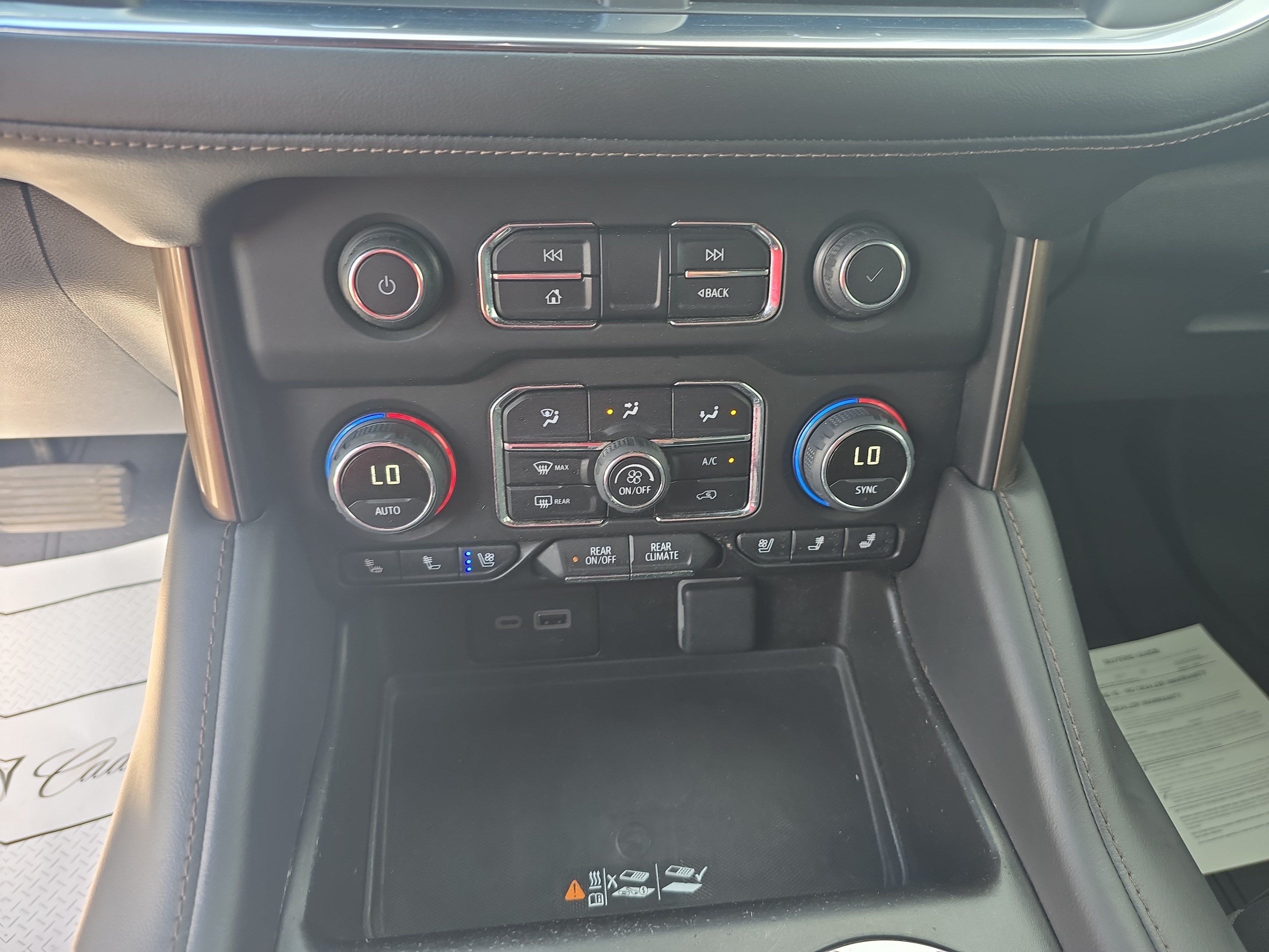 Used 2023 Chevrolet Tahoe High Country w/ Premium Package 2 AWD/4WD image 22