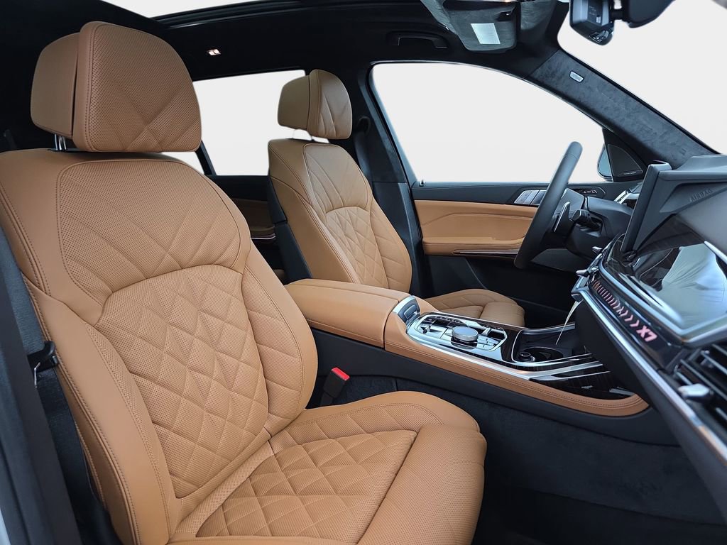 New 2026 BMW X7 xDrive40i w/ M Sport Package image 9