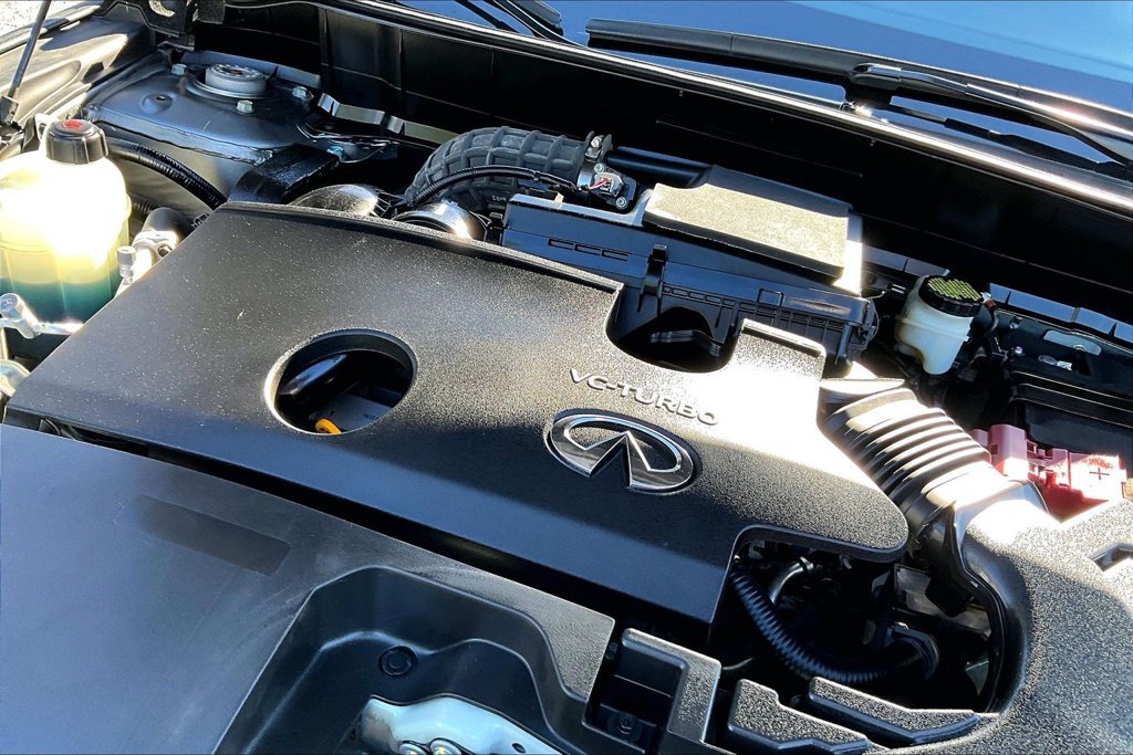 Used 2019 INFINITI QX50 Luxe w/ Navigation Package FWD image 41