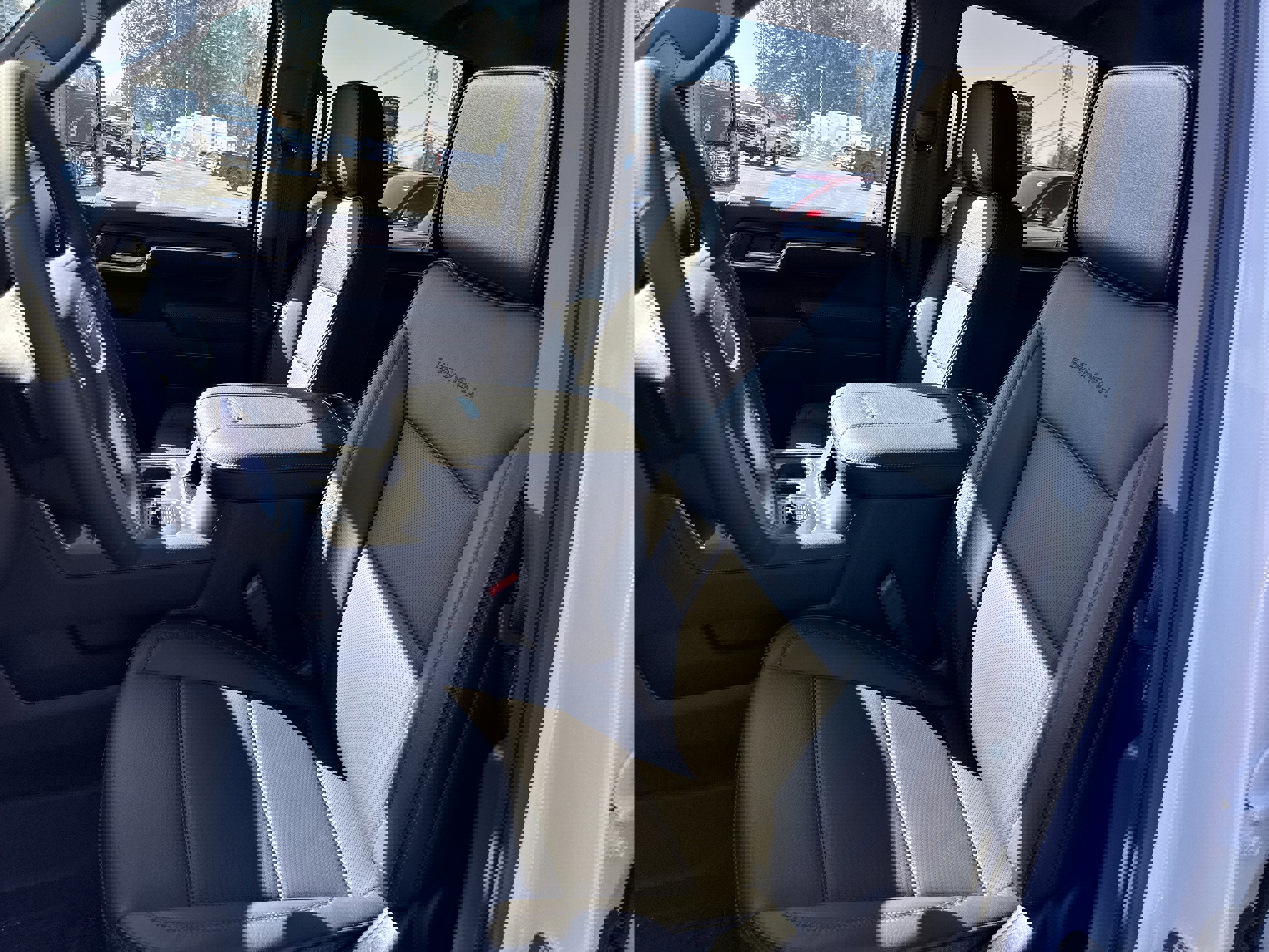 New 2026 GMC Sierra 2500 Denali w/ Denali Reserve Package image 11