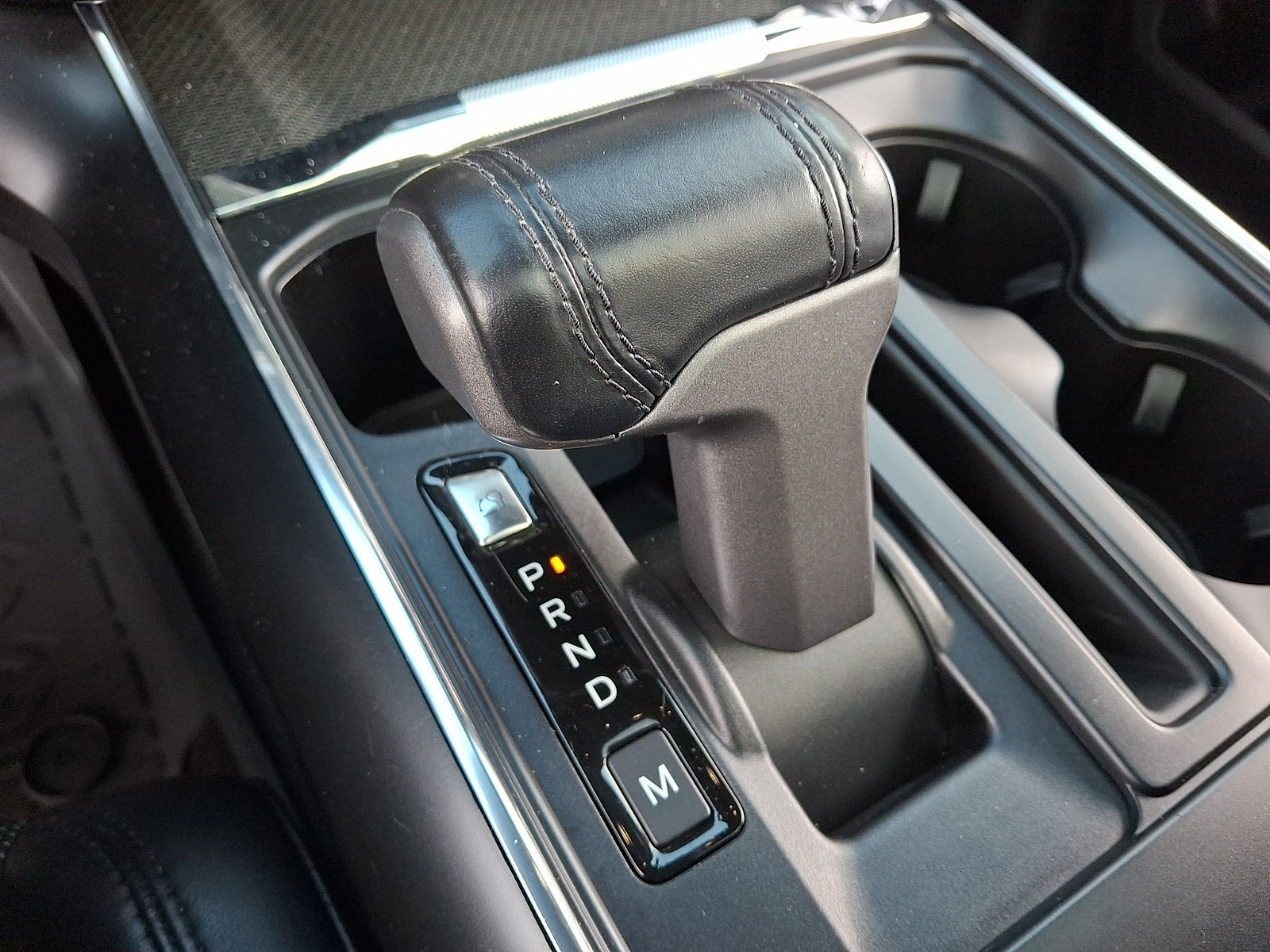 Used 2022 Ford F150 Raptor w/ Equipment Group 801A High AWD/4WD image 15