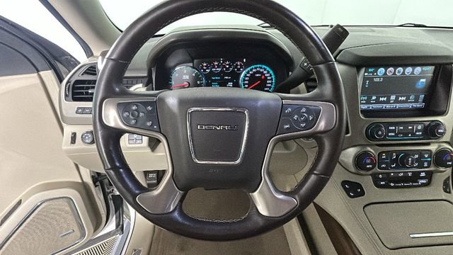 Used 2019 GMC Yukon Denali w/ Denali Ultimate Package AWD/4WD image 13