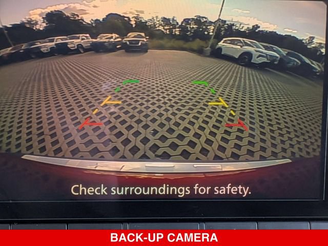 Used 2023 Nissan Rogue SV AWD/4WD image 25