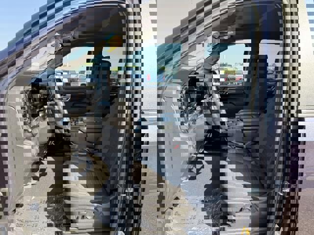 Used 2022 Chevrolet Silverado 1500 LT image 11