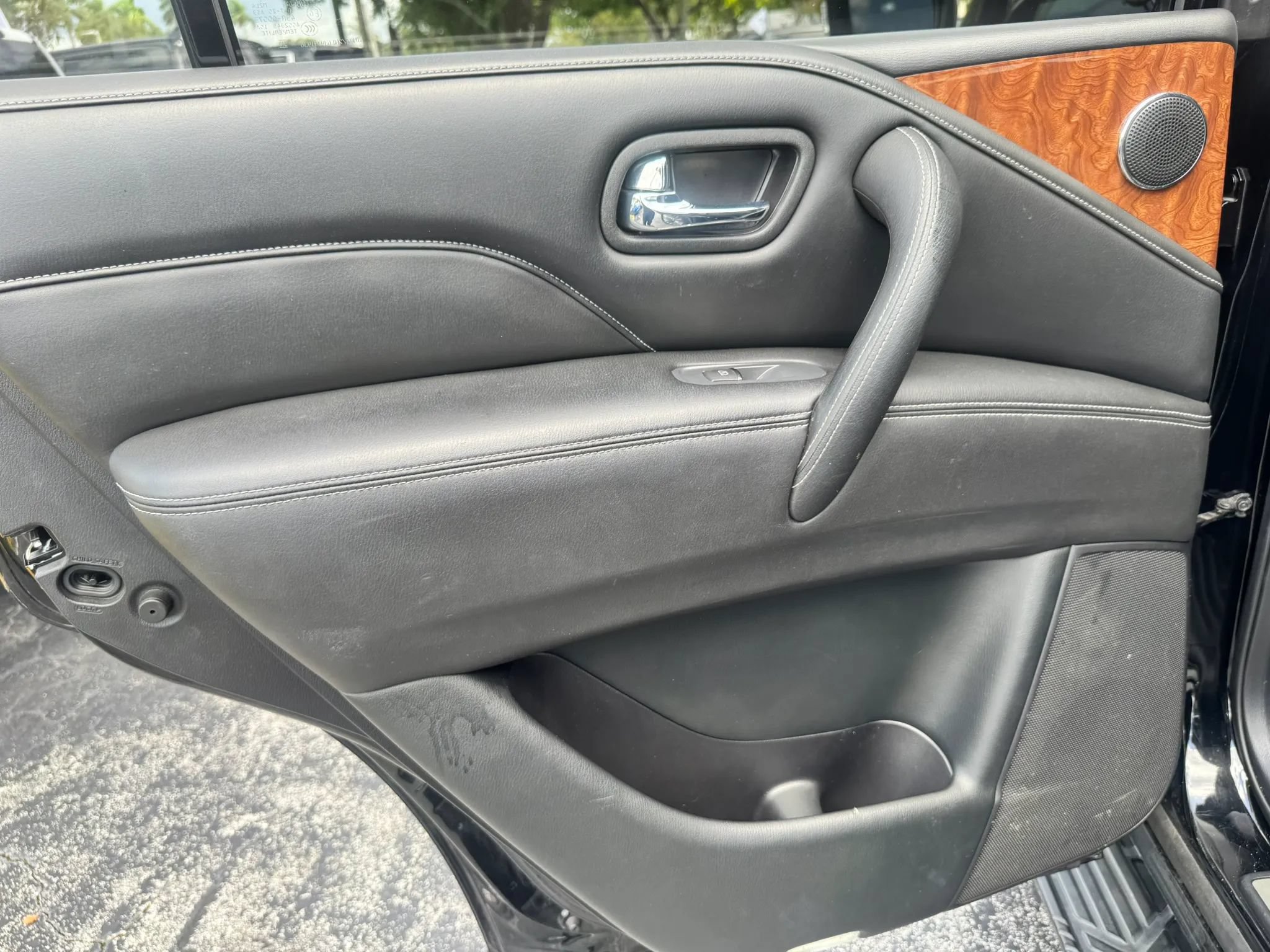 Used 2018 INFINITI QX80 4WD image 36