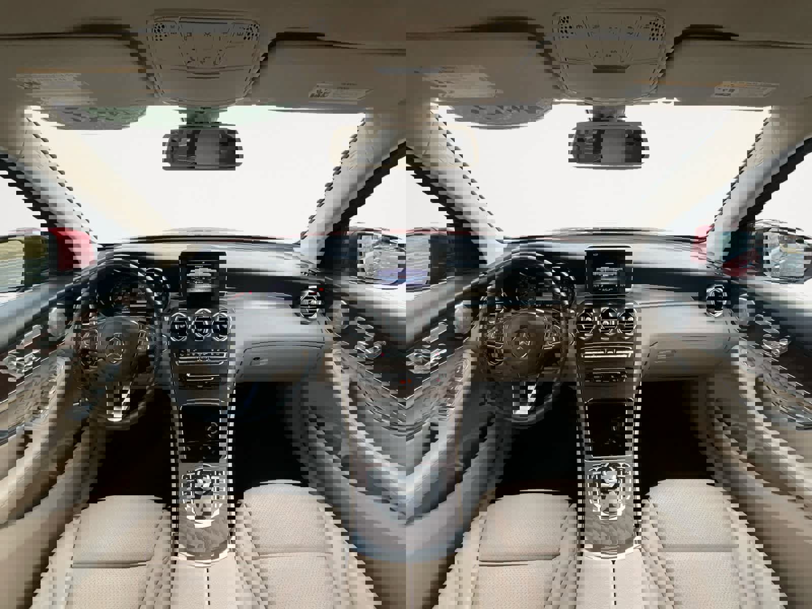 Used 2019 Mercedes-Benz GLC 350e 4MATIC image 10