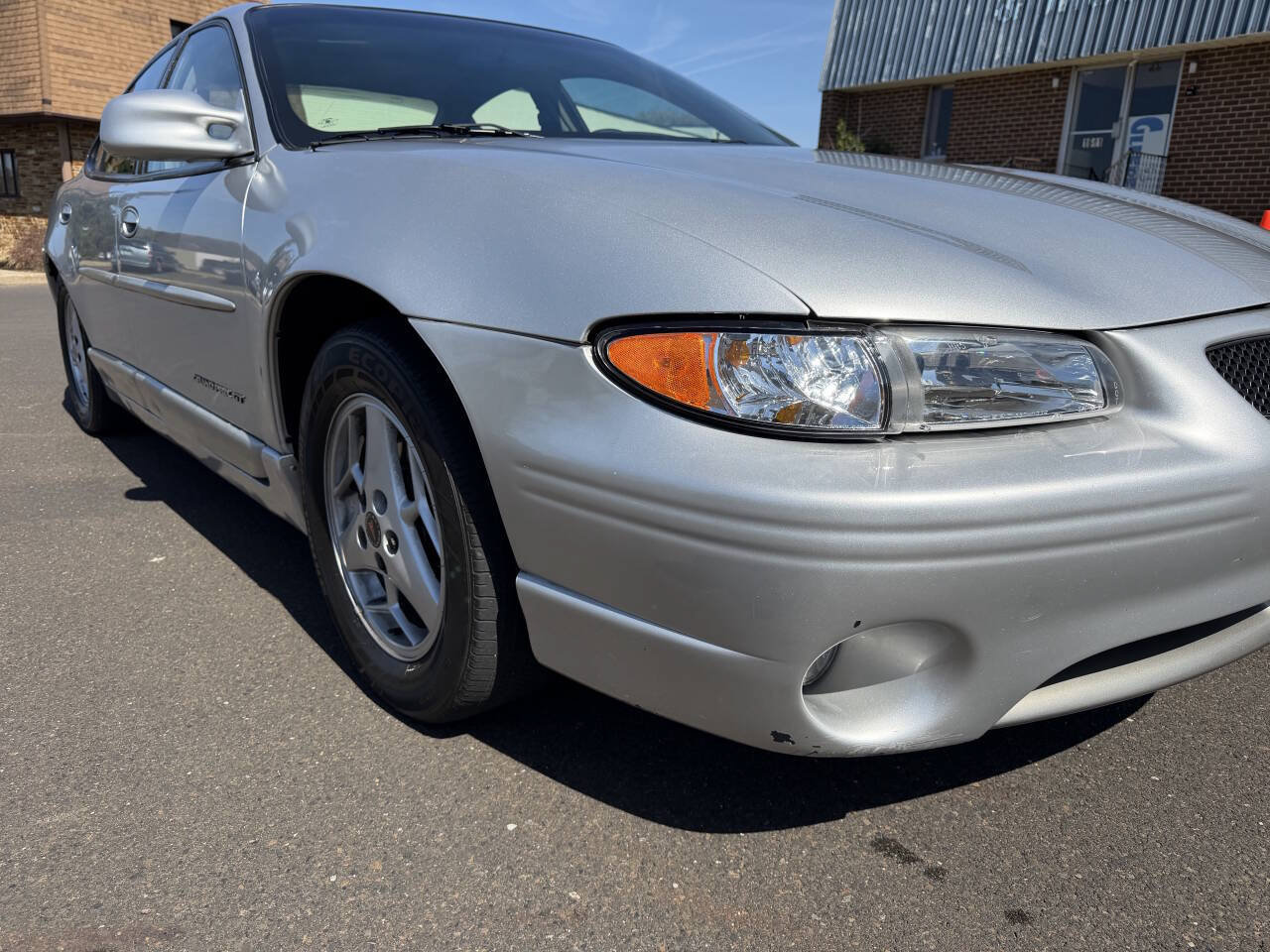 Used 2002 Pontiac Grand Prix GT FWD image 6