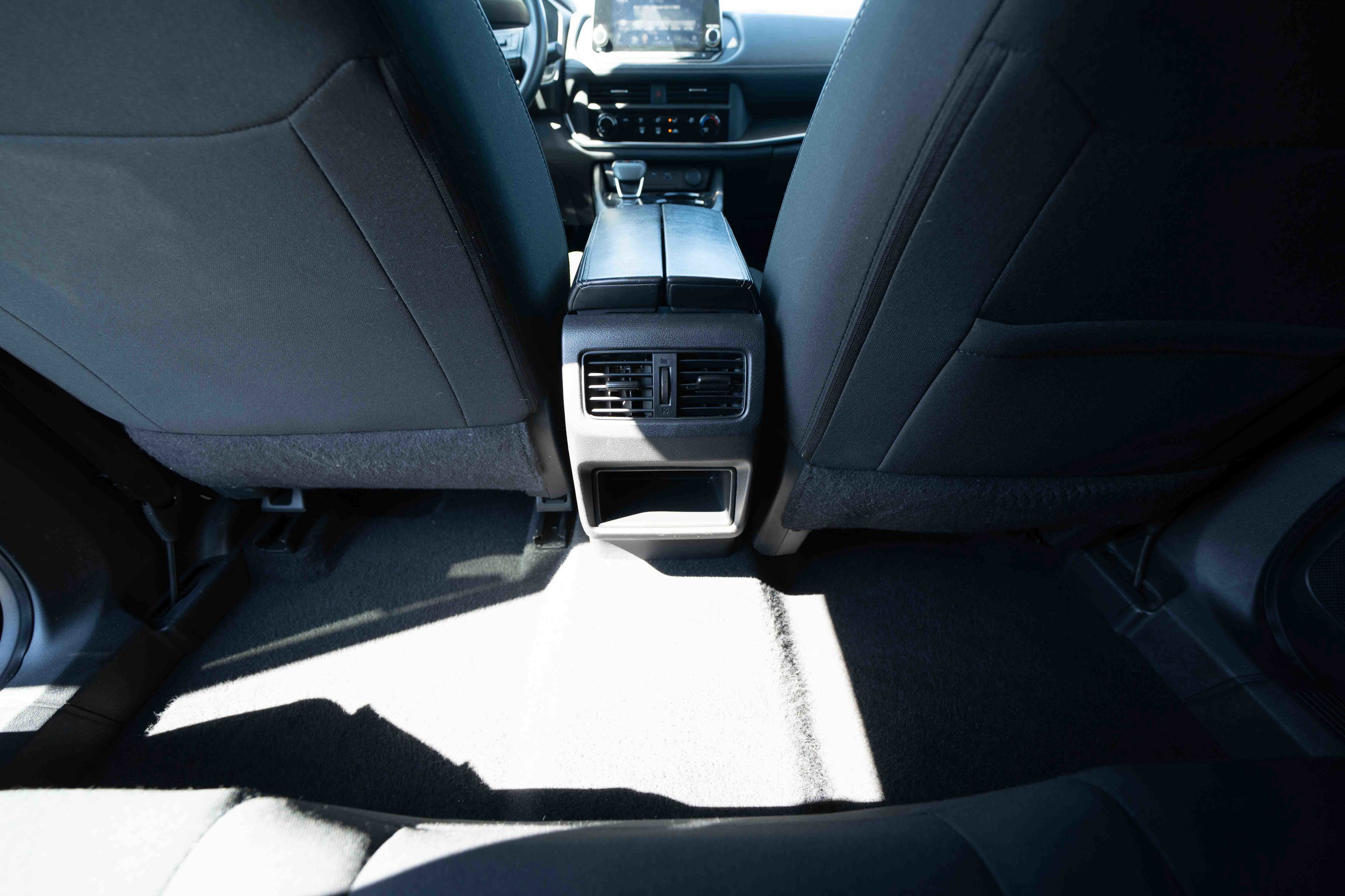 Used 2023 Nissan Rogue S FWD image 22