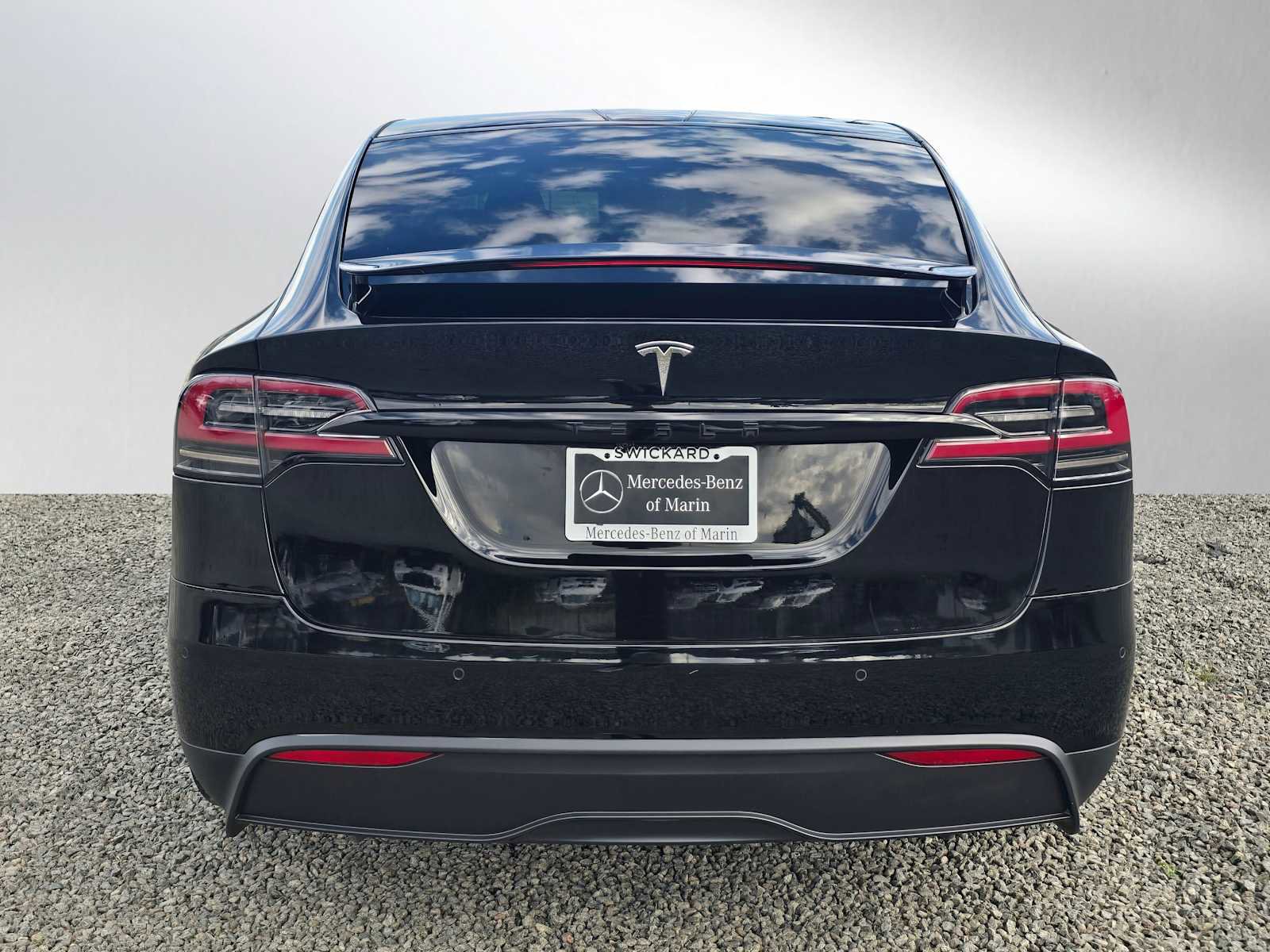 Used 2022 Tesla Model X image 4