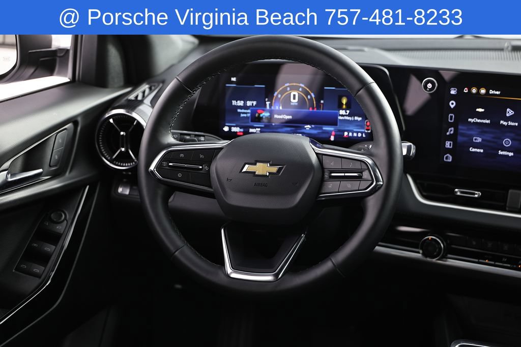 Used 2026 Chevrolet Equinox LT AWD/4WD image 30