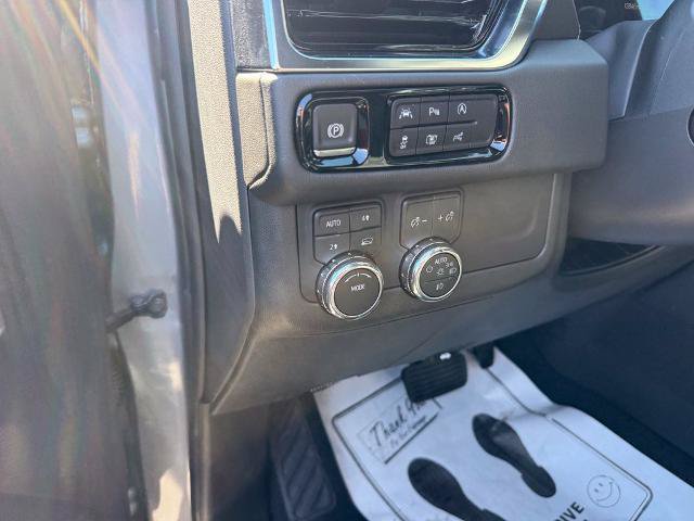 Used 2026 GMC Yukon Denali AWD/4WD image 10