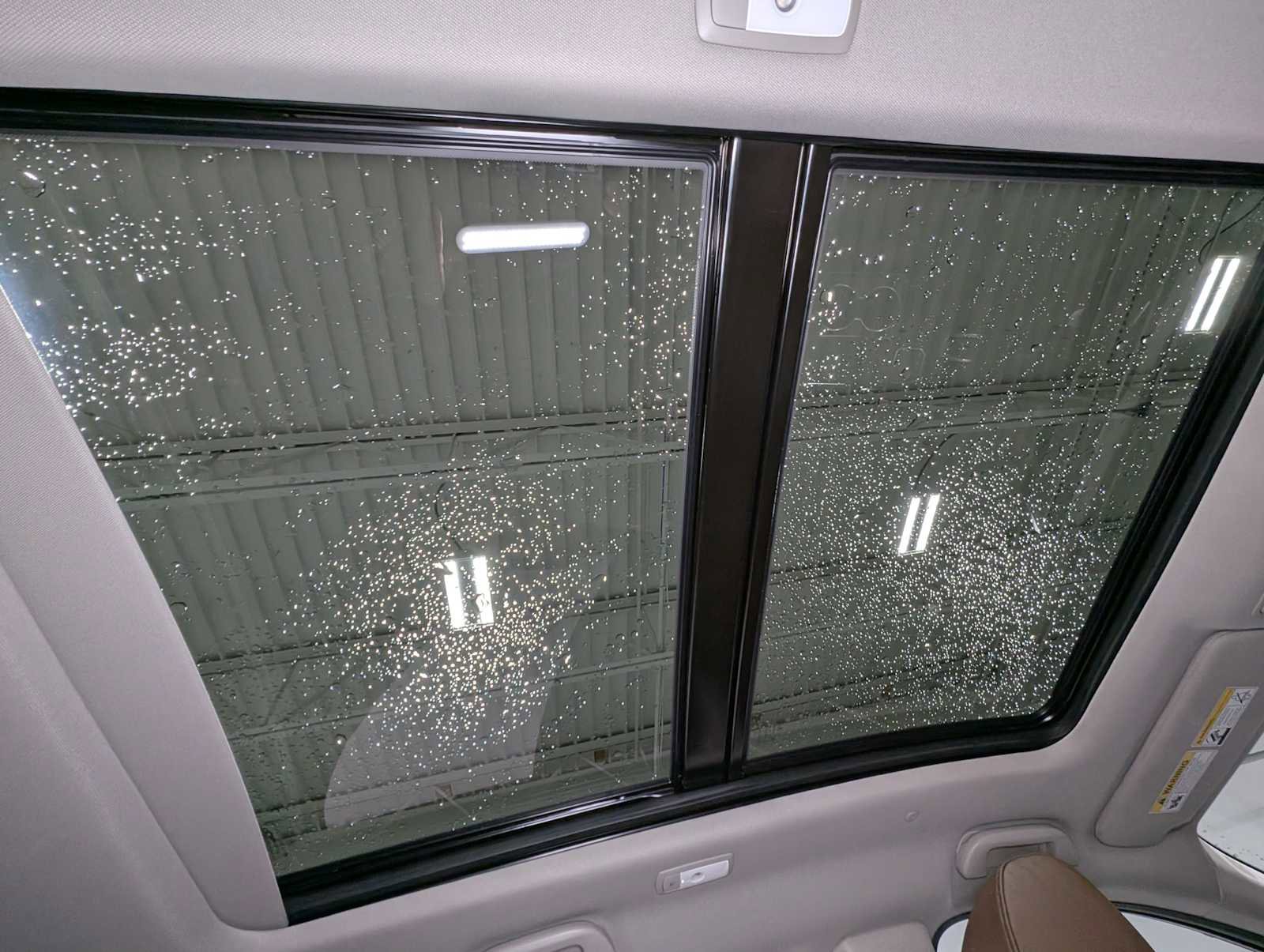 Certified 2023 Acura MDX w/Technology Package image 17