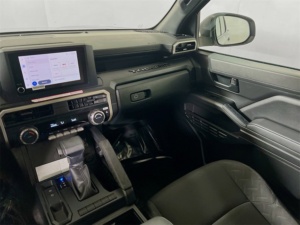 Certified 2024 Toyota Tacoma SR image 21