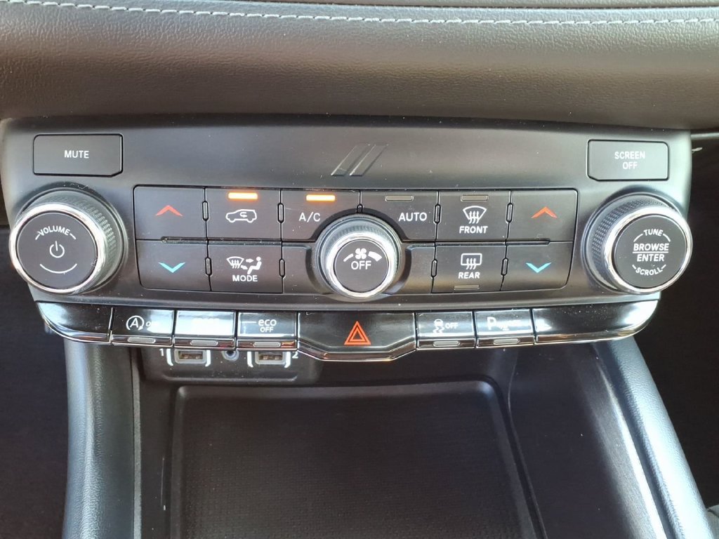 Used 2023 Dodge Durango SXT Launch Edition w/ SXT Blacktop Group AWD/4WD image 7
