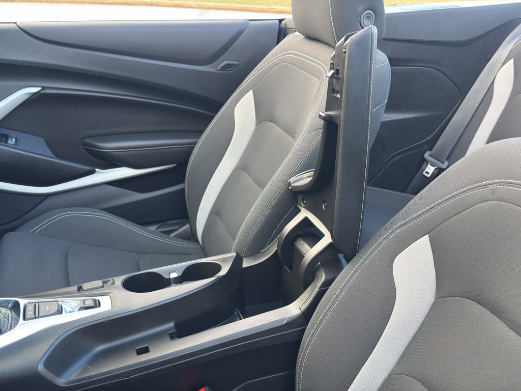 Used 2023 Chevrolet Camaro LT w/ RS Package image 20