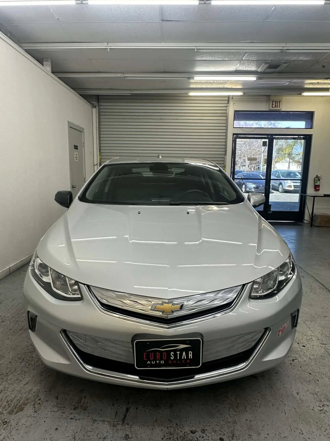 Used 2017 Chevrolet Volt LT w/ Comfort Package image 33