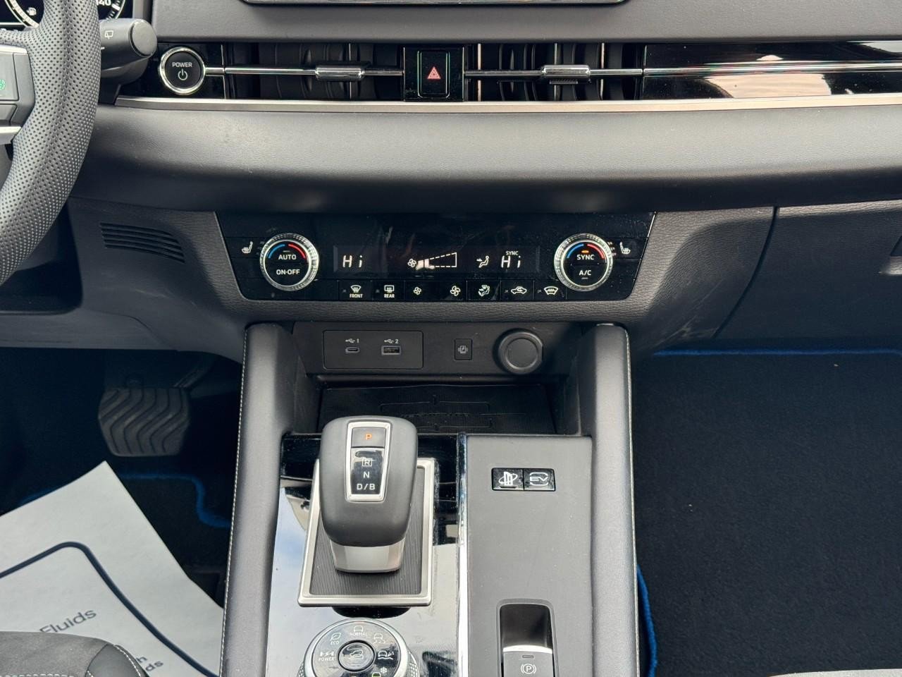 Used 2023 Mitsubishi Outlander SE image 15