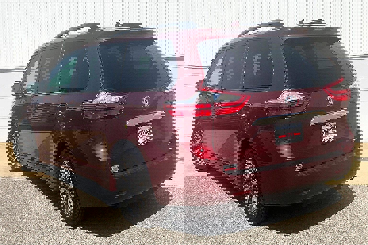 Used 2019 Toyota Sienna Limited Premium FWD image 15