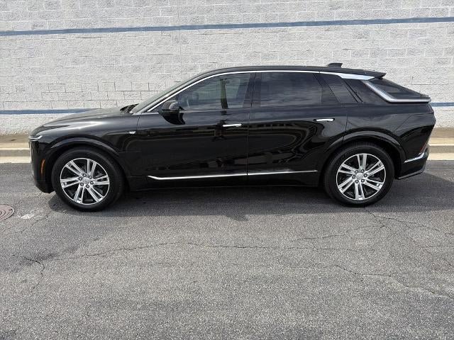 Certified 2024 Cadillac Lyriq Tech RWD image 4