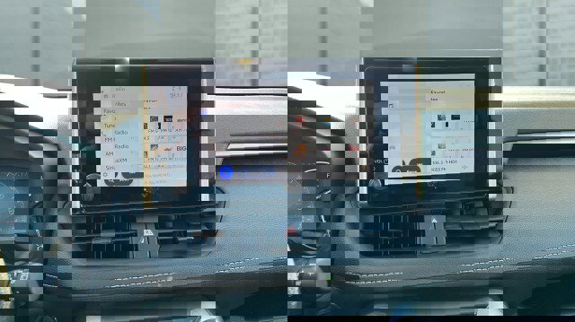 Used 2024 Toyota RAV4 XLE image 24