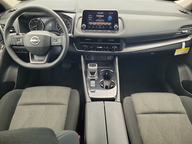 Certified 2026 Nissan Rogue SV FWD image 13